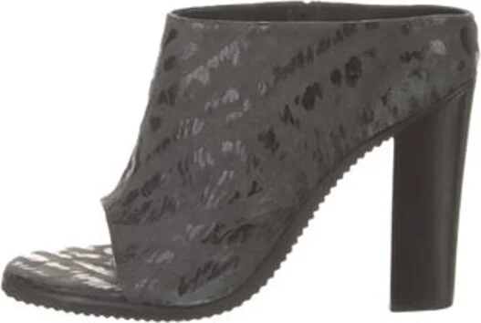 Animal Print, Grey