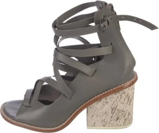 Tibi