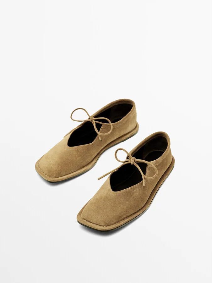 Tied Split Suede Ballet Flats - Image 3