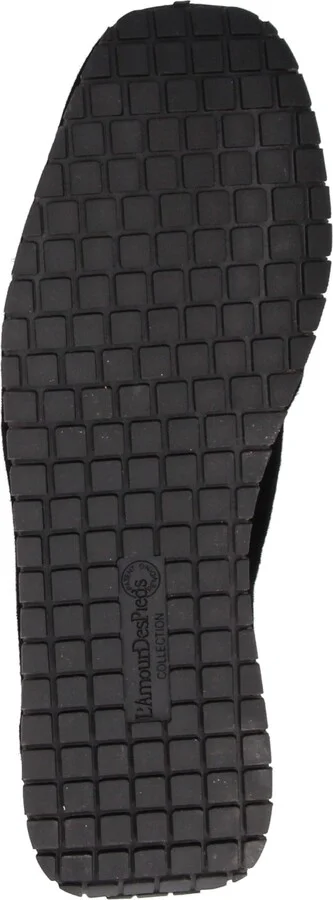 Tiffanie Flat - Image 6