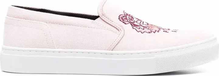 Tiger-embroidered slip-on sneakers
