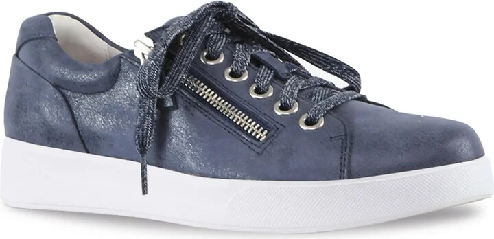 Tilly Sneaker