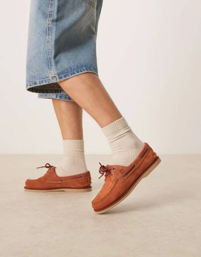 Timberland 2 eye boat shoes in brown suede