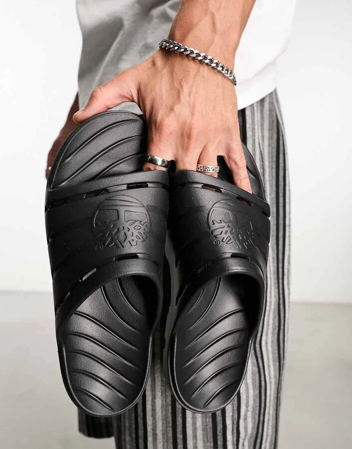 Timberland Get Outside slides in black - Image 2