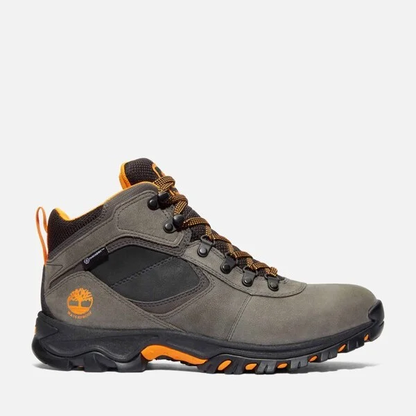 medium grey nubuck