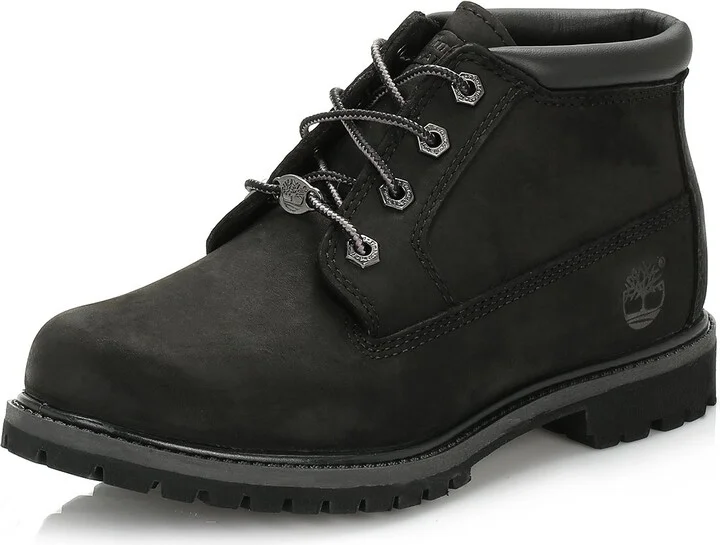 Timberland Women's Nellie Warm Insulated Waterproof Chukka Boots
