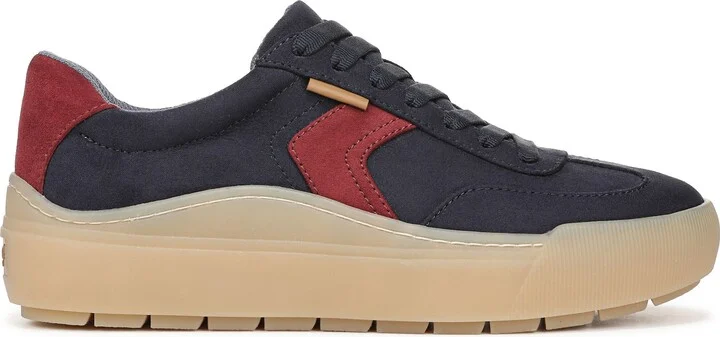 Time Off Win Low Top Sneaker - Image 3