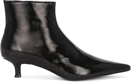 Timeline Boots