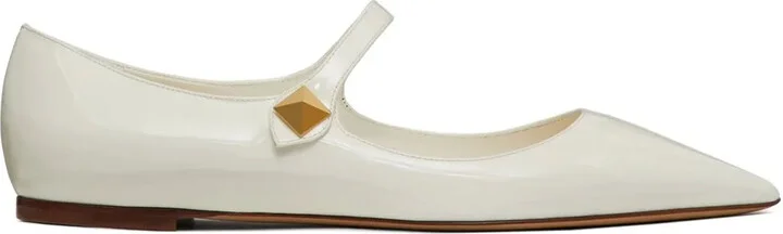 Tiptoe patent leather ballerinas