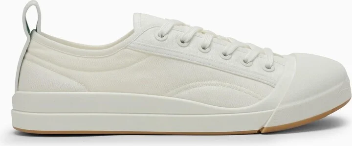 Tire White Low Trainer
