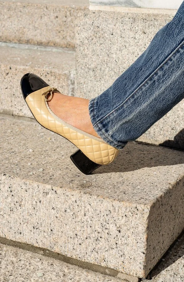 Titou Cap Toe Pump - Image 9