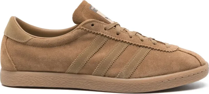 Tobacco sneakers
