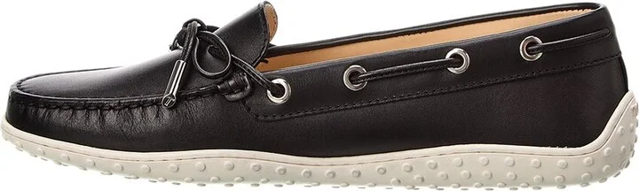 Tod’S Gommino Leather Loafer - Image 2