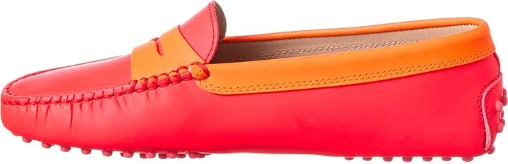 Tod’S Gommino Leather Loafer - Image 2