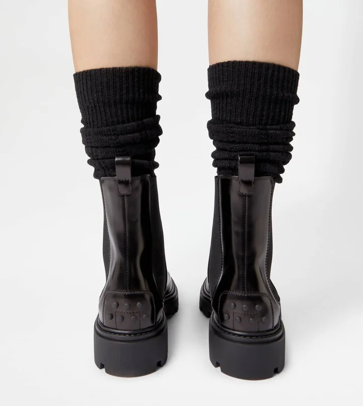 Tod's Chelsea Boots in Leather - Image 6