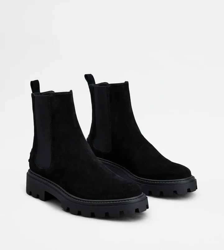 Tod's Chelsea Boots in Suede - Image 2