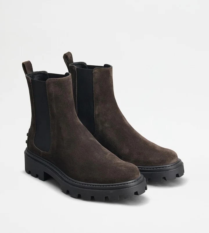 Tod's Chelsea Boots in Suede - Image 2