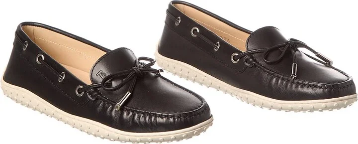 Tods Gommino Leather Loafer (Authentic Pre-Loved)