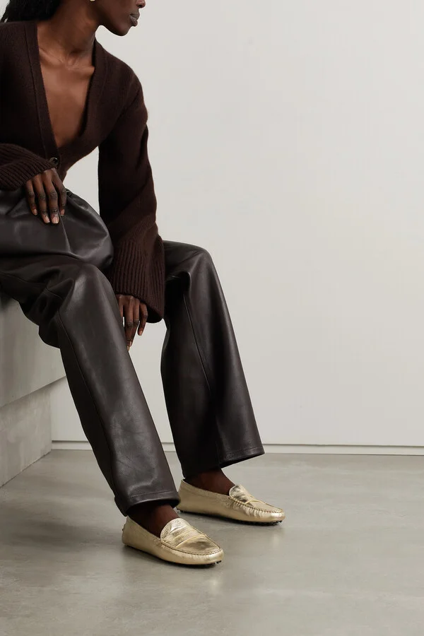 Tod's - Gommino Metallic Textured-leather Loafers - Gold - Image 2
