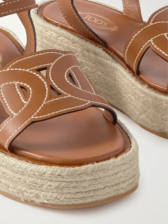 Tod's - Kate Cutout Leather Wedge Sandals - Brown - Image 4