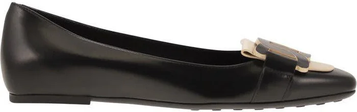 Tod'S Leather Ballerina With Chain