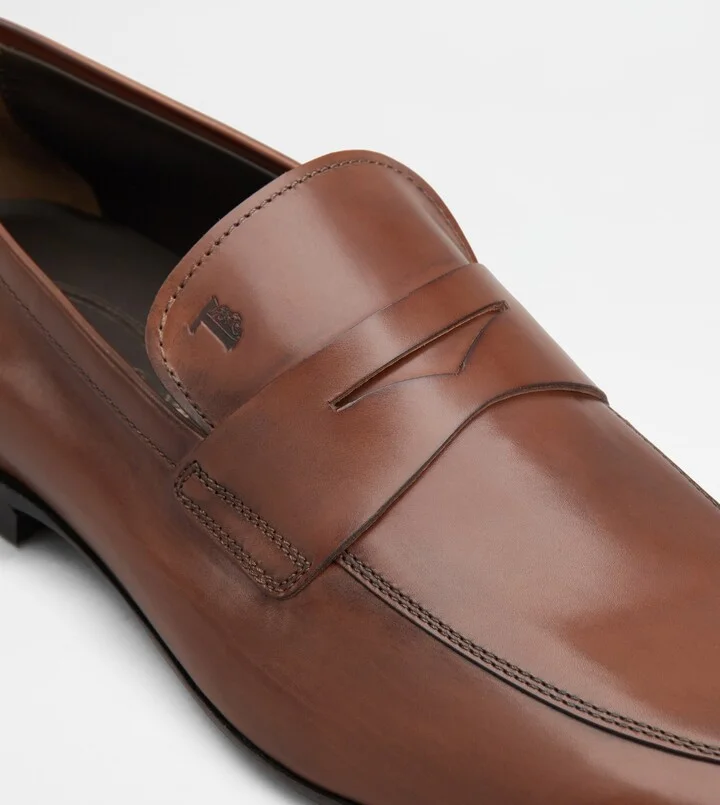 Tod's Loafers in Leather - Image 5