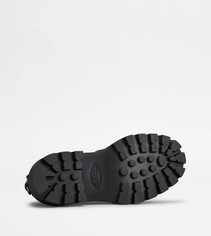 Tod's Loafers in Leather - Image 4