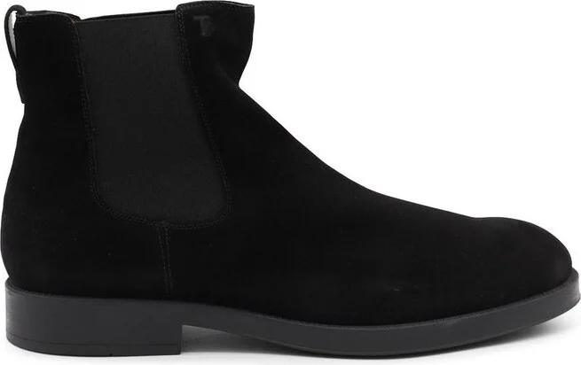Tod's Round Toe Chelsea Boots