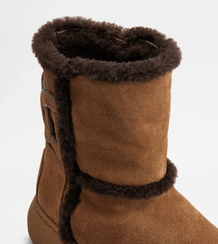 Tod's W. G. Ankle Boots in Suede - Image 6