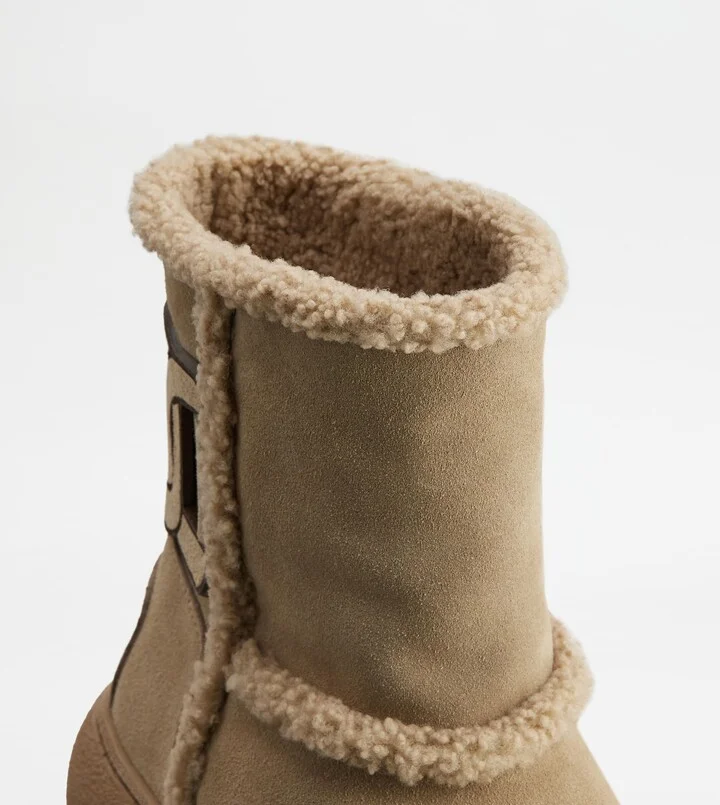 Tod's W. G. Ankle Boots in Suede - Image 6
