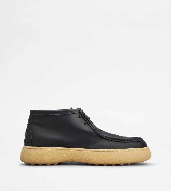 Tod's W. G. Boots in Leather