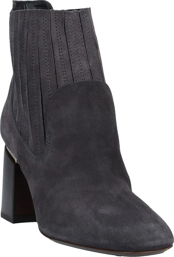 Tod's Woman Ankle boots - Image 4
