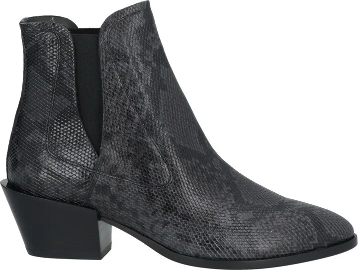 Tod's Woman Ankle boots - Image 3