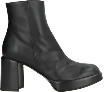 Tod's Woman Ankle boots