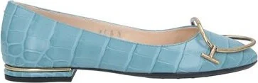 Pastel blue