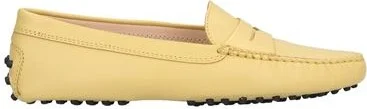Pastel yellow