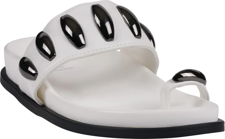 Toe Loop Slide Sandal