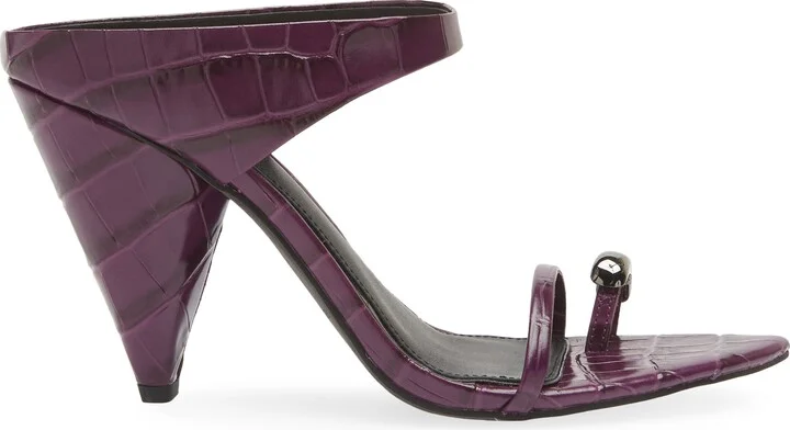 Toe Ring Pointed Toe Slide Sandal - Image 3