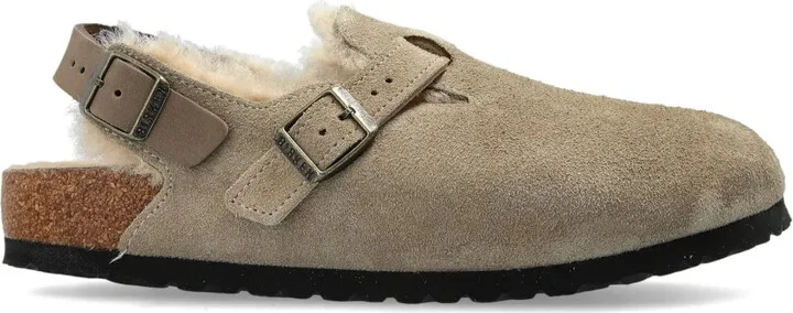 Tokyo slippers