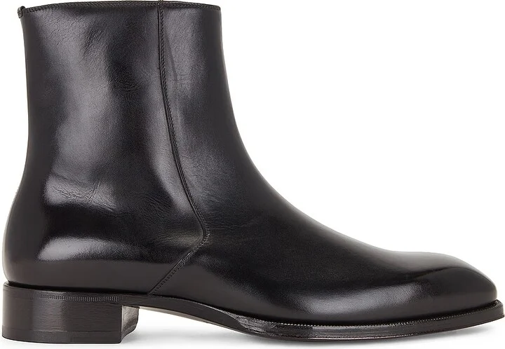 TOM FORD Burnished Leather Ankle Boot in Black