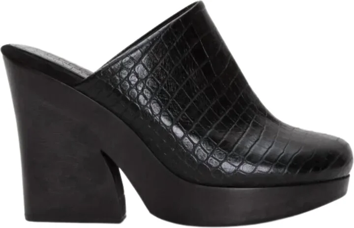 Toman Clog In Black