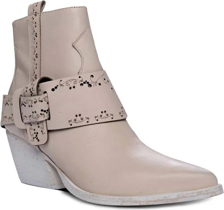 Tombstone Boots In Soy Calf