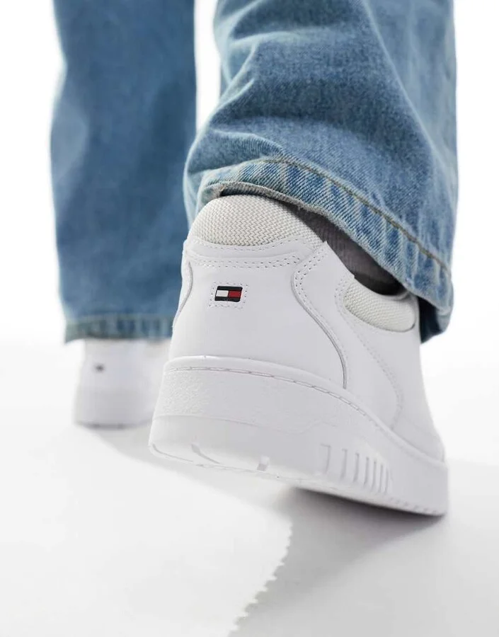 Tommy Hilfiger Basket essential sneakers in triple white - Image 3
