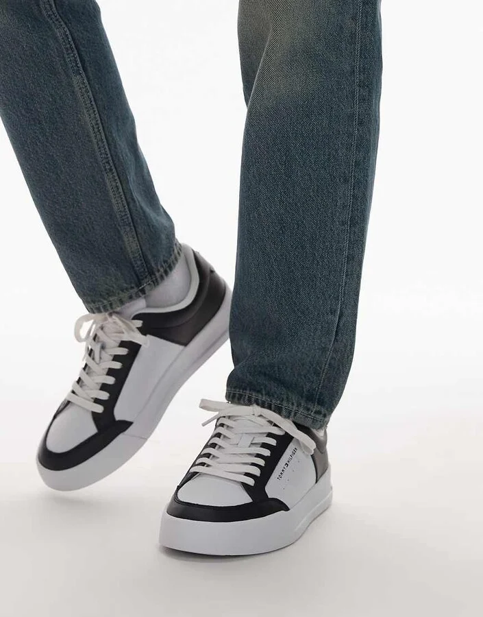 Tommy Hilfiger court sneakers in white and navy