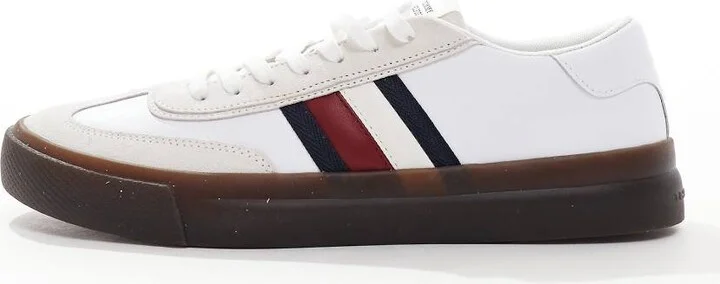 Tommy Hilfiger cupset sneakers in white with gum sole - Image 2