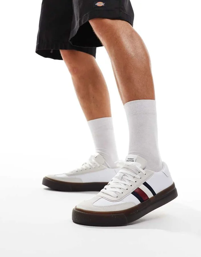 Tommy Hilfiger cupset sneakers in white with gum sole - Image 4