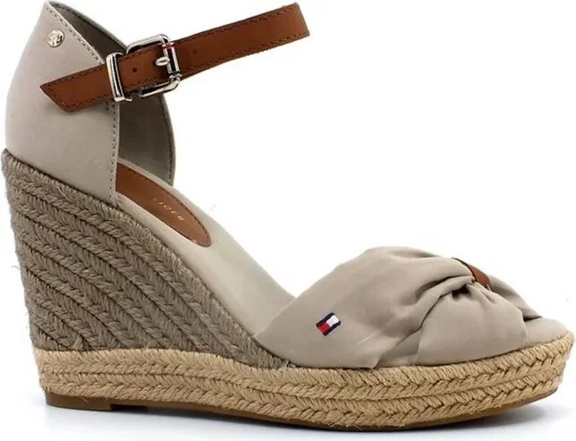 Tommy Hilfiger Essential Color-Blocked Wedge Sandals