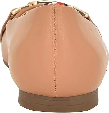 Tommy Hilfiger Gallyne Women's Flat Shoes Caramel : 6 M, Synthetic - Image 4