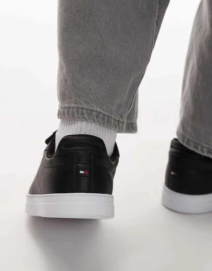 Tommy Hilfiger icon leather court sneakers in black - Image 3