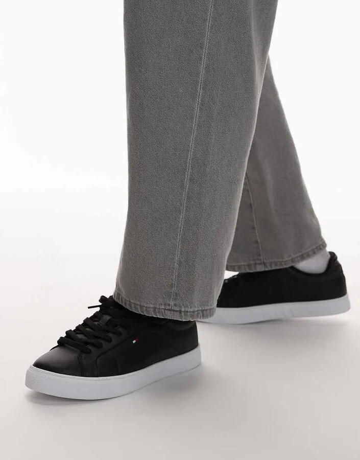 Tommy Hilfiger icon leather court sneakers in black